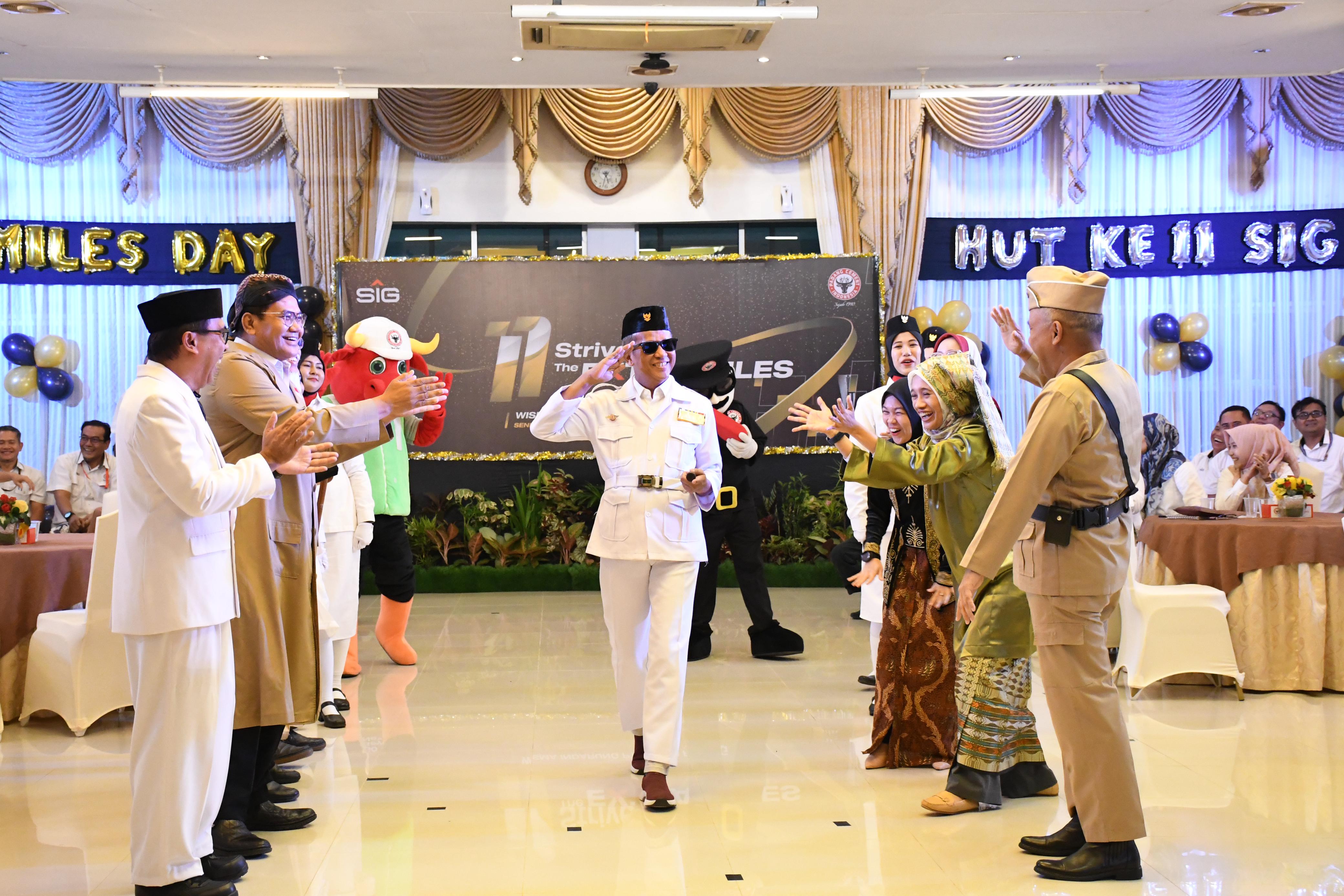 PT Semen Indonesia (Persero) Tbk atau SIG merayakan HUT  ke-11 dengan Cosplay Pahlawan, Senin (8/1/2024).
